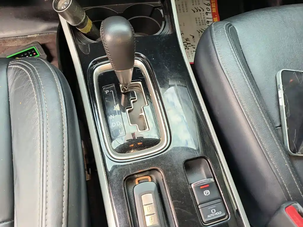 Mitsubishi Outlander — миниатюра 14