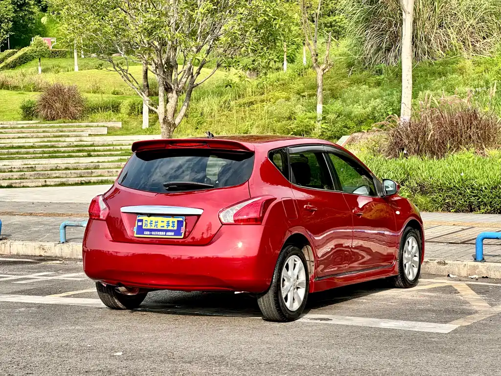 Nissan Tiida 1.6L CVT Luxury Type, фото 4
