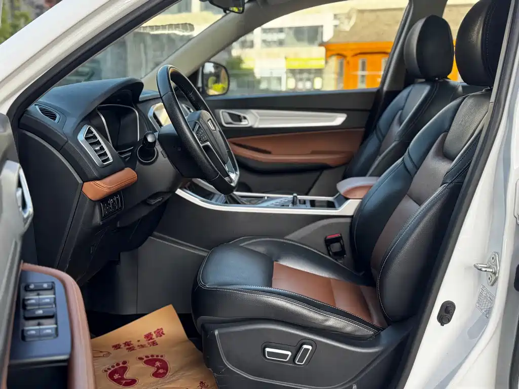 Geely Vision X6 — миниатюра 11