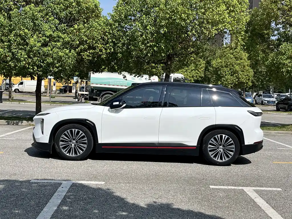 NIO ES7 — миниатюра 10