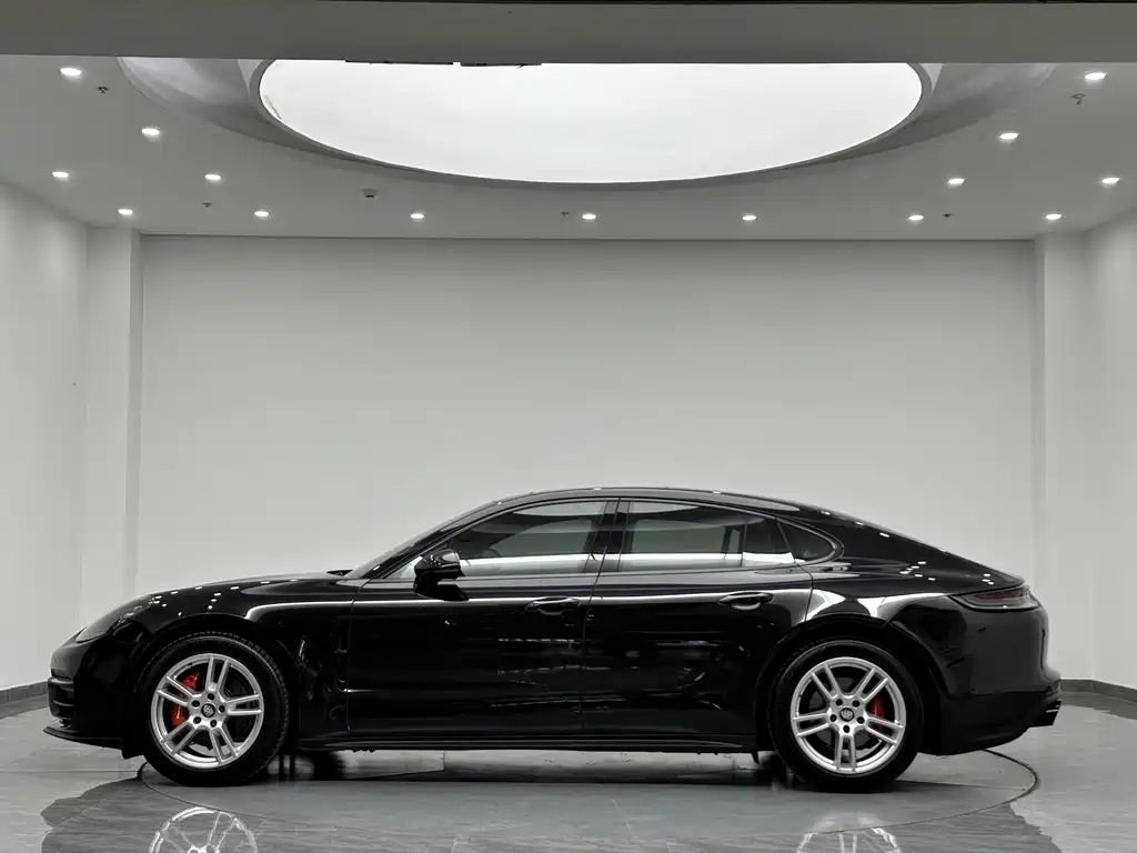 Porsche Panamera — миниатюра 5