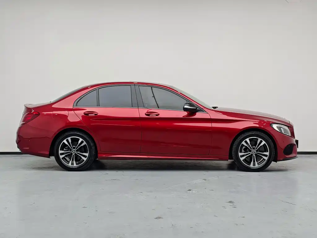 Mercedes-Benz C-Class — миниатюра 10