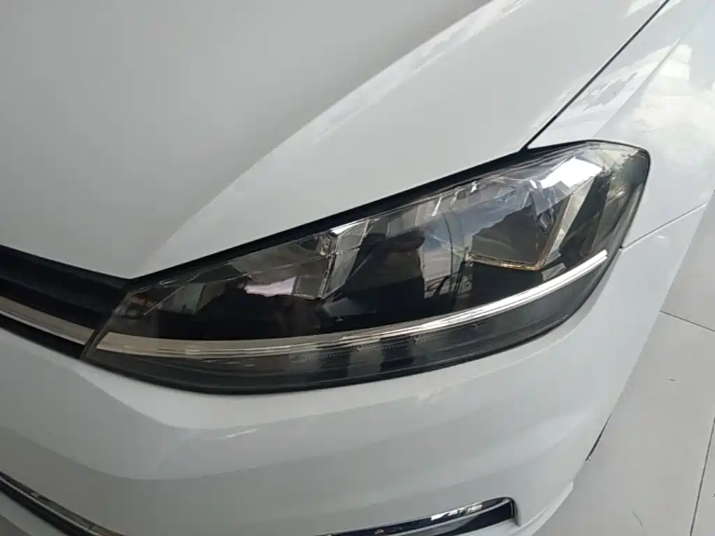 Volkswagen Golf — миниатюра 24