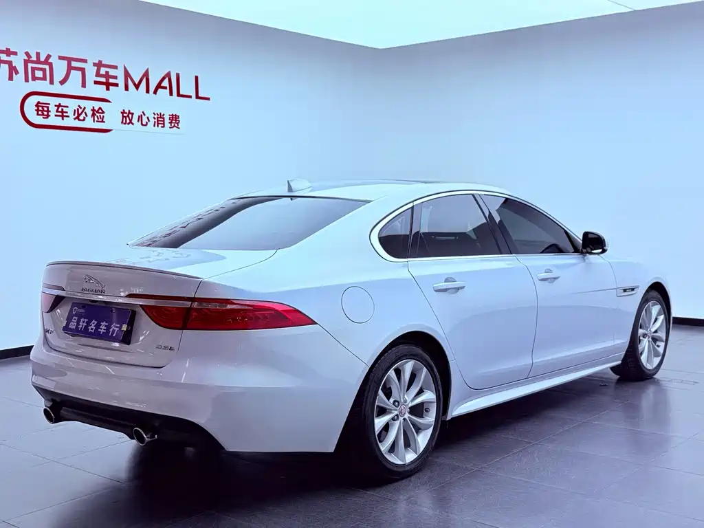 Jaguar XF — миниатюра 4