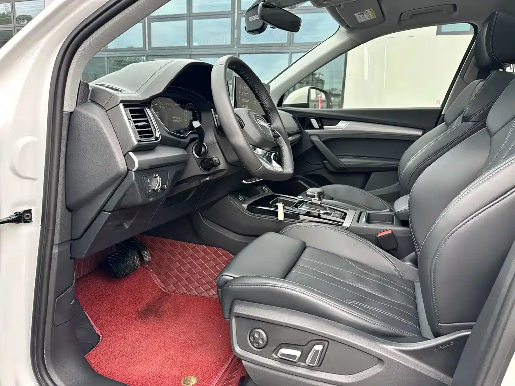 Audi Q5L 2024 40 TFSI Fashion