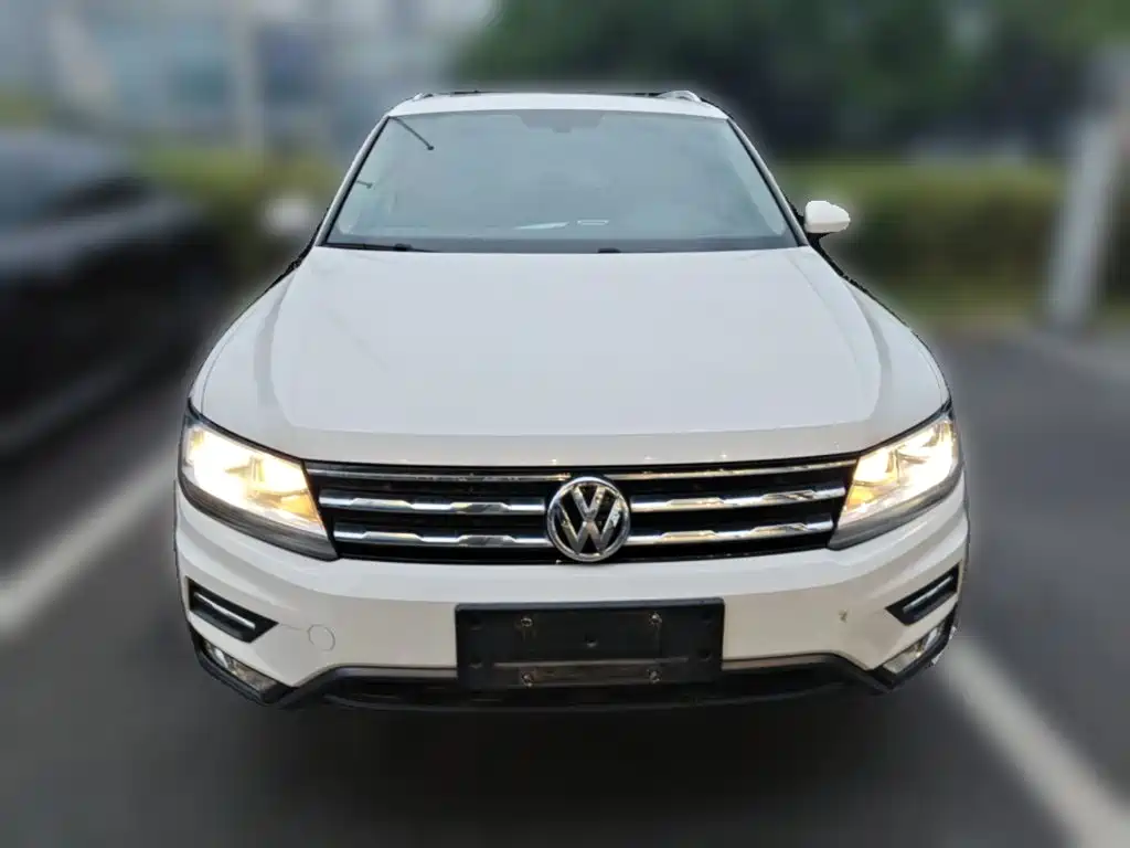 Volkswagen Tiguan L — миниатюра 5