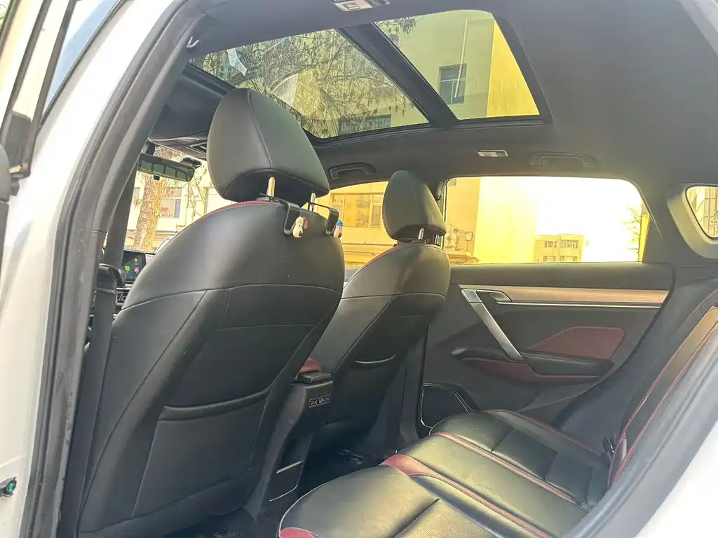 GEELY AUTOMOBILE BINYUE