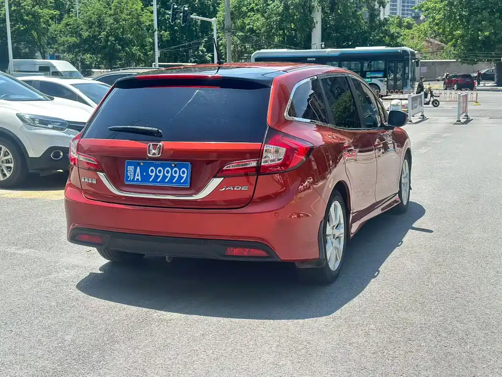Honda Jade — миниатюра 9