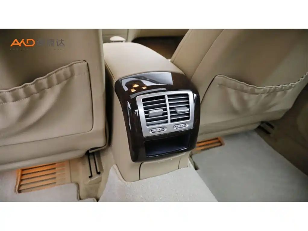 Mercedes-Benz S-Class — миниатюра 9