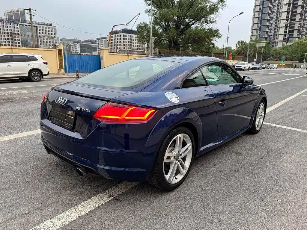 Audi TT — миниатюра 4