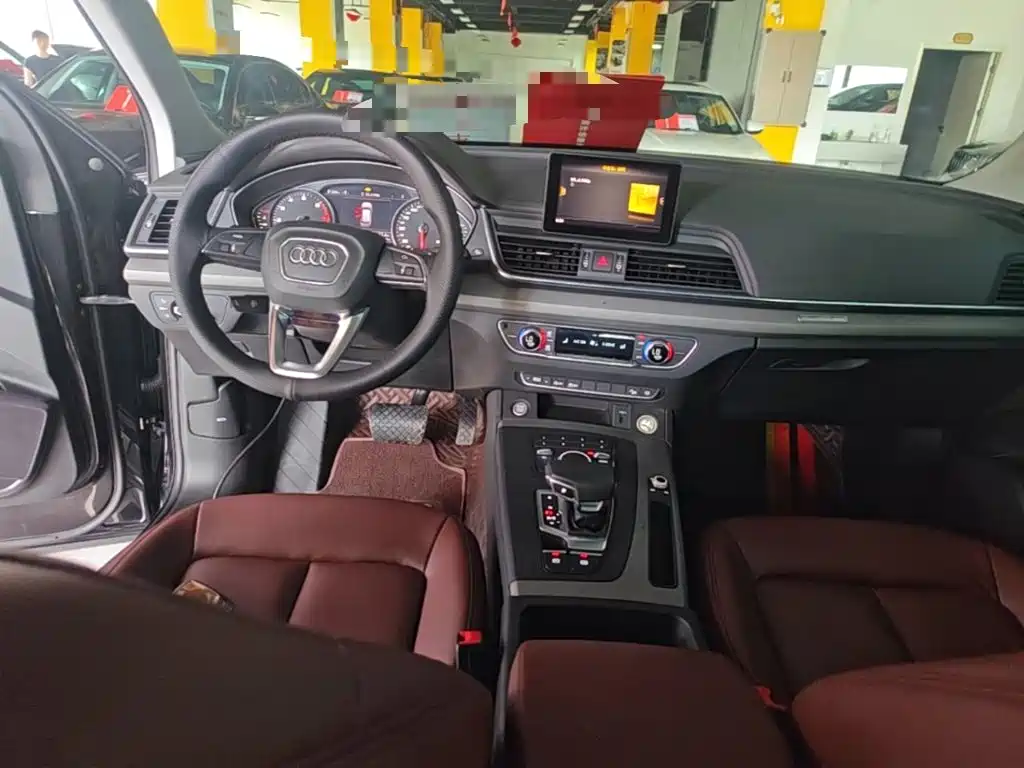 Audi Q5L — миниатюра 10