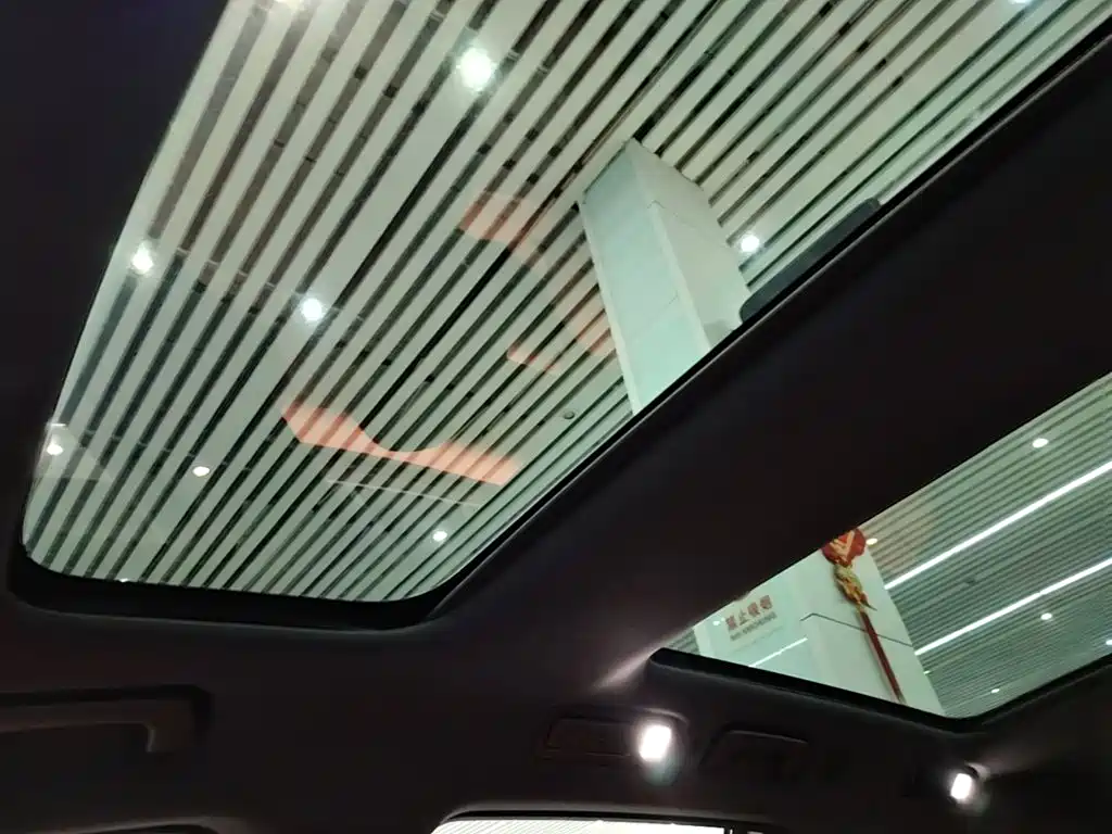 Li Auto Li L8 — миниатюра 18