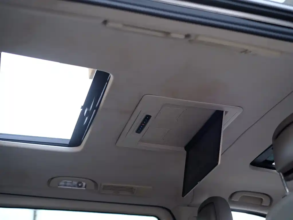 Mercedes-Benz Viano — миниатюра 53