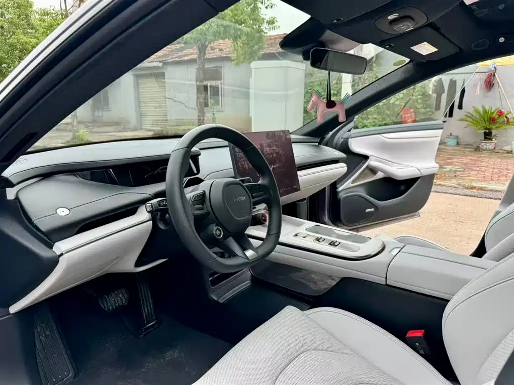 Xiaomi SU7
