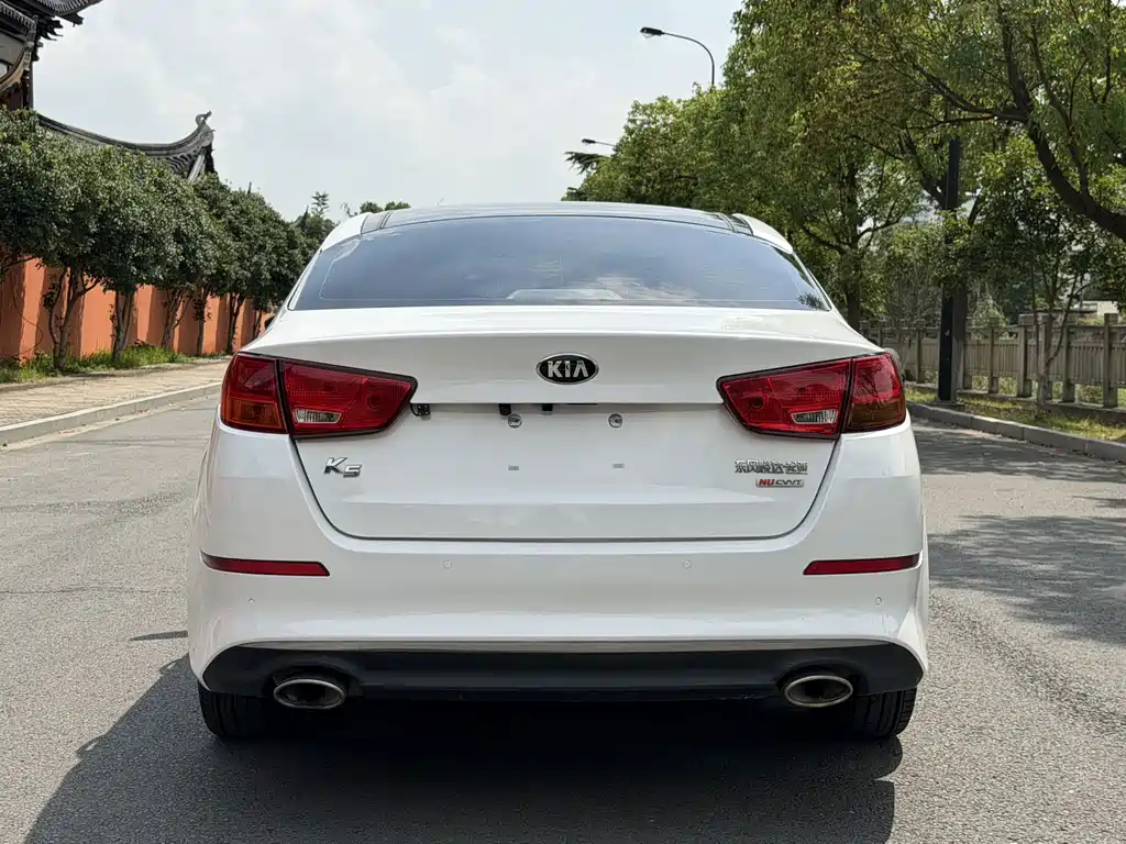 Kia K5 — миниатюра 8