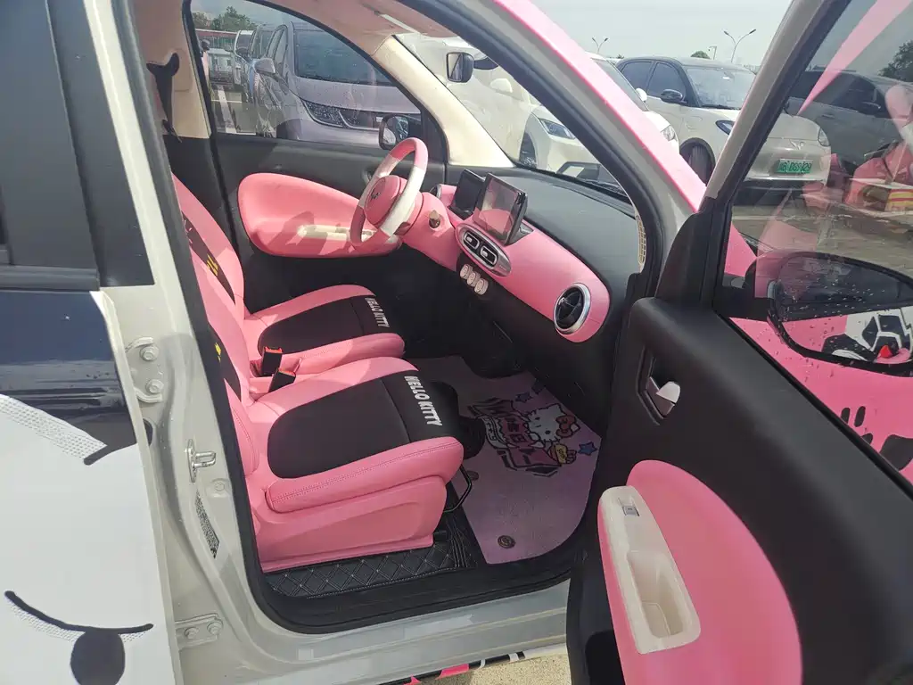 Wuling MINIEV — миниатюра 9