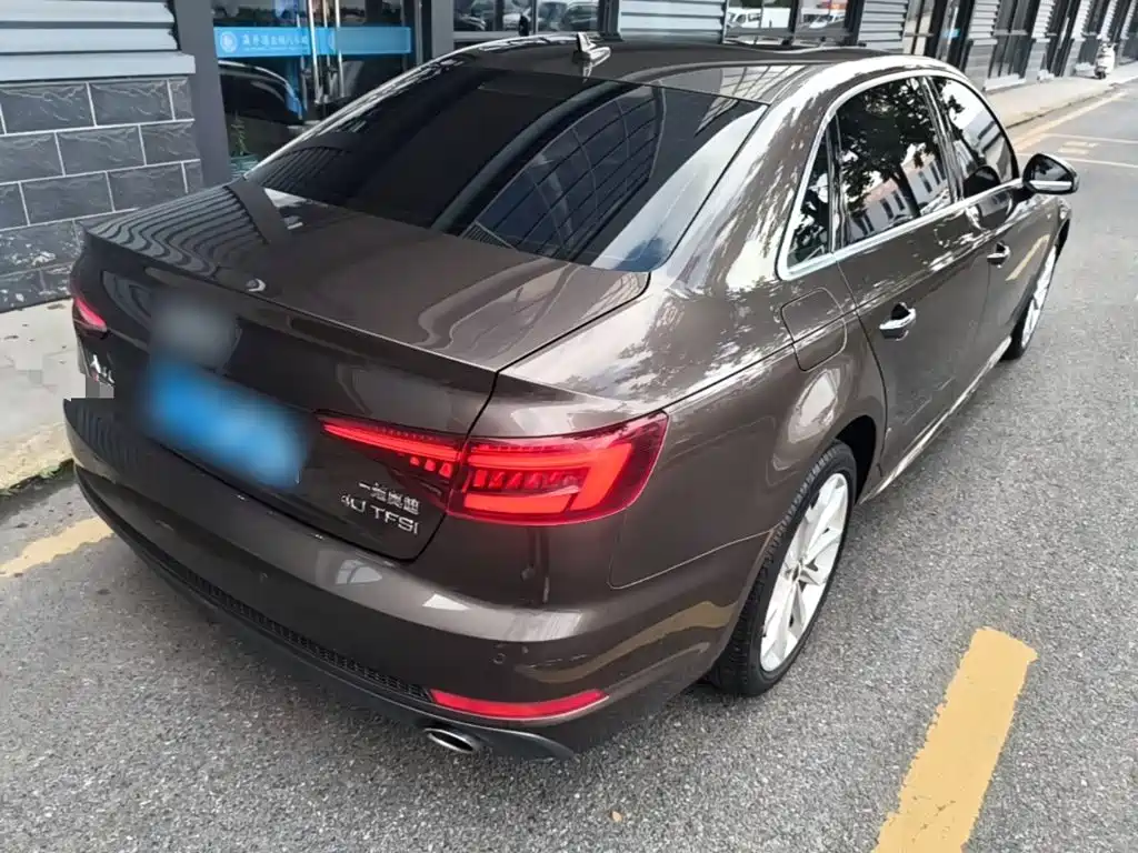 Audi A4L — миниатюра 7