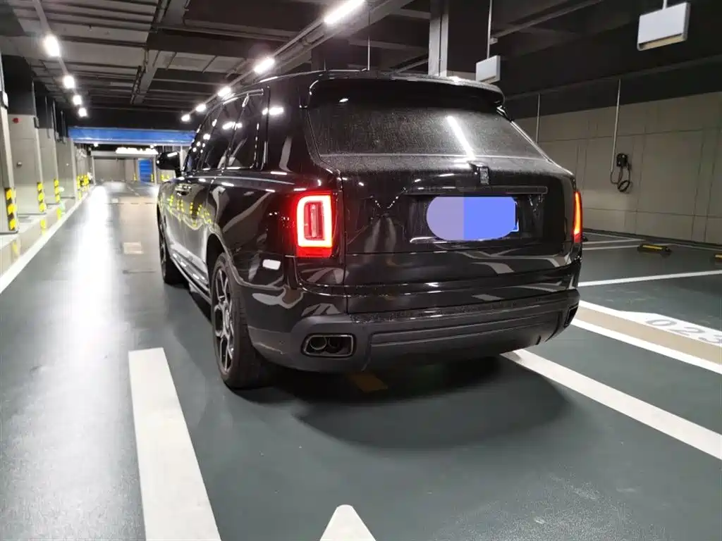 Rolls-Royce Cullinan 2024 Black Badge