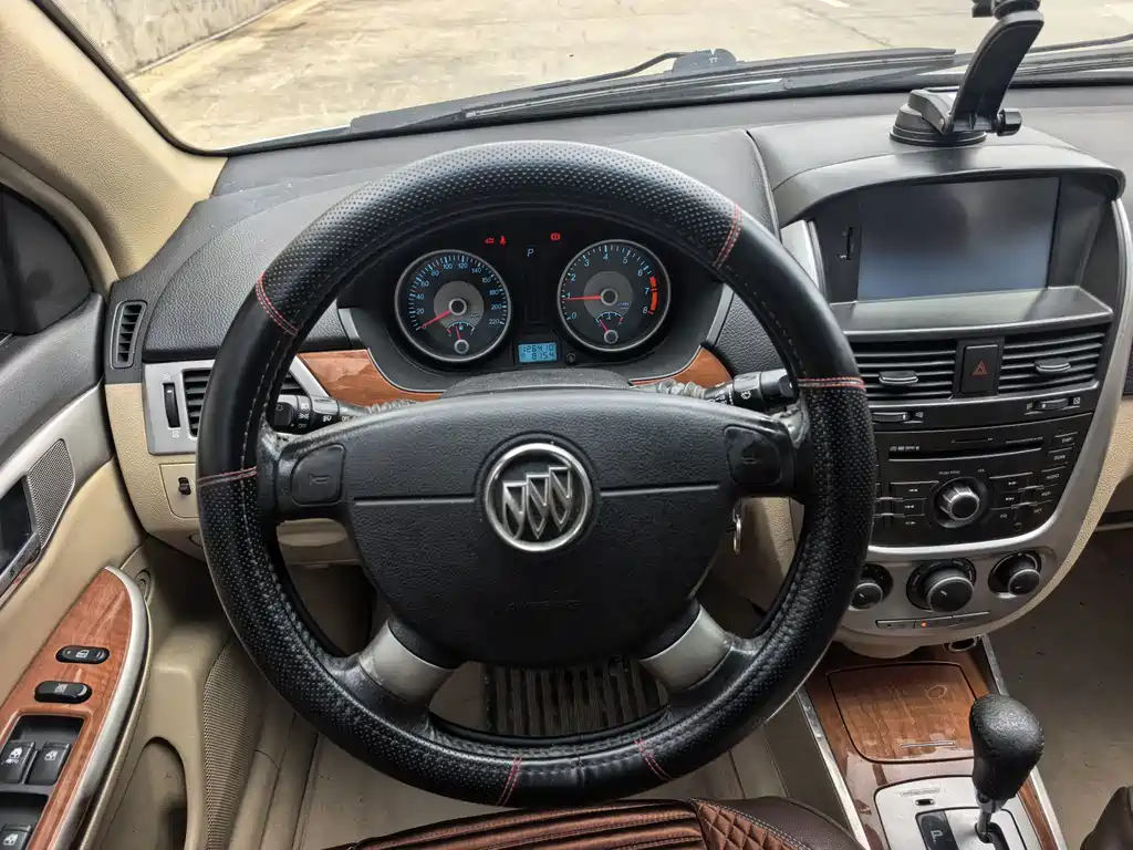 Buick Excelle — миниатюра 11