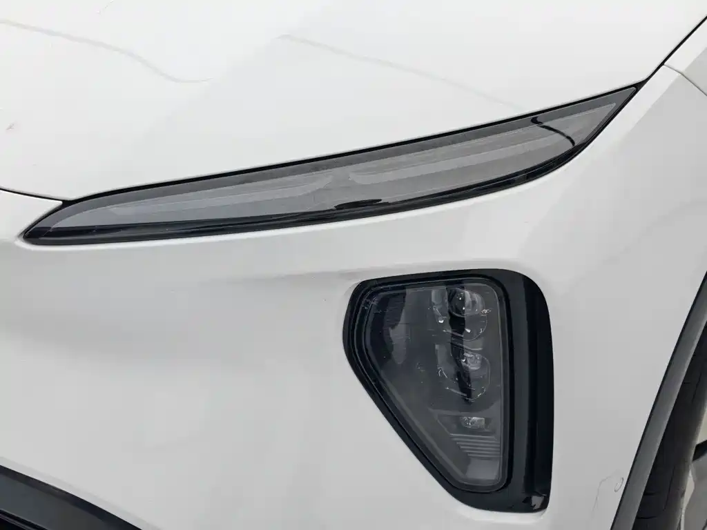 NIO ES6 — миниатюра 4