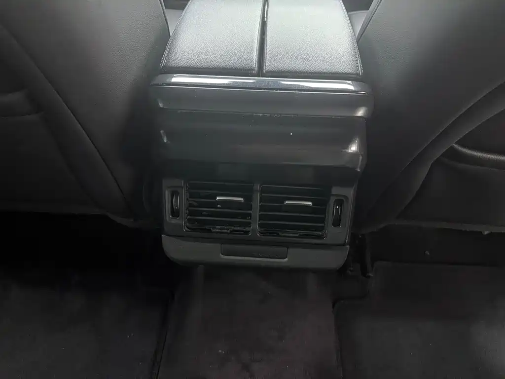 Land Rover Evoque — миниатюра 17