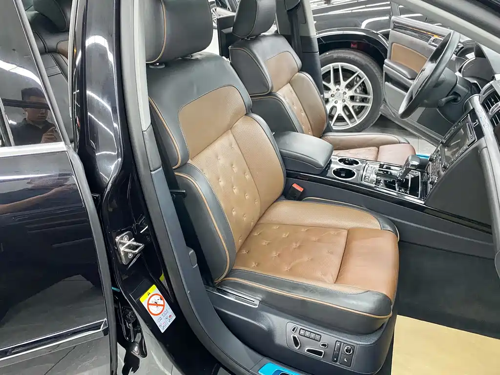 Volkswagen Phaeton — миниатюра 15
