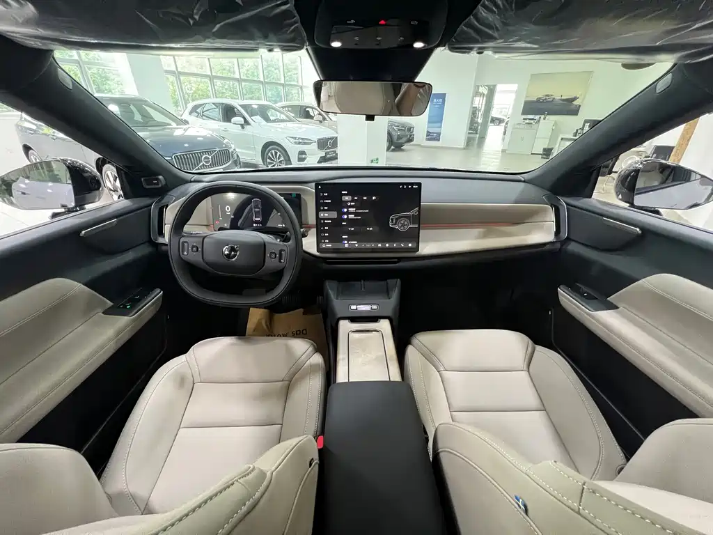 Volvo XC70 PHEV 4WD Ultra Long Range Core, фото 8