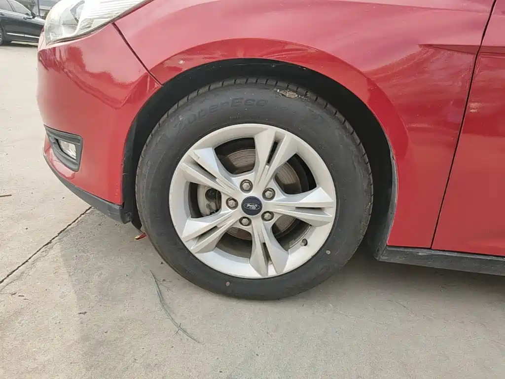 Ford Focus — миниатюра 23
