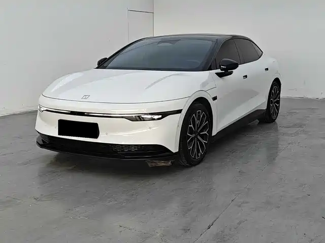 2024 Zeekr 007