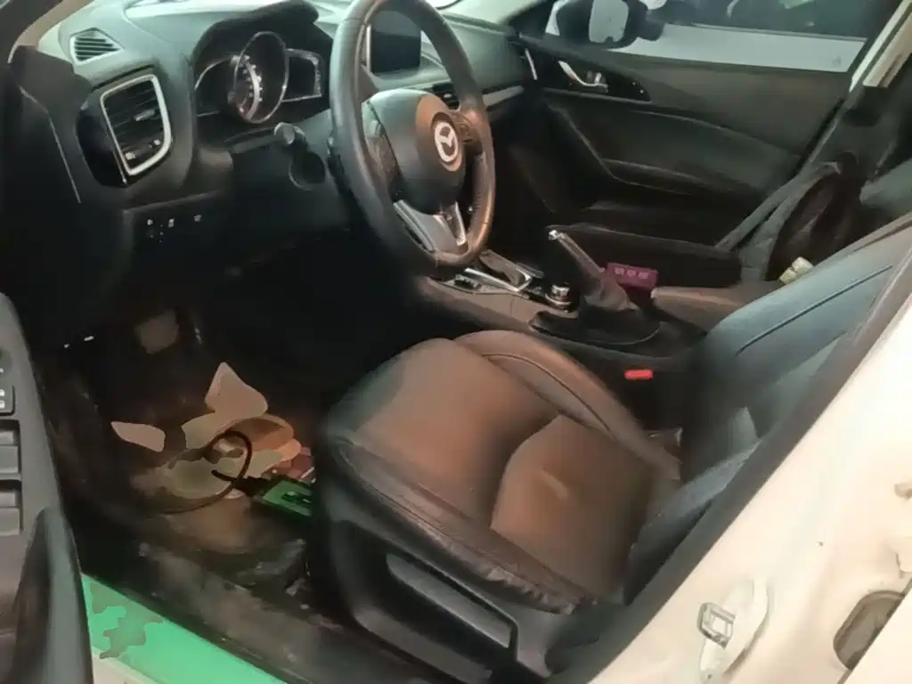 Mazda 3 Axela — миниатюра 15