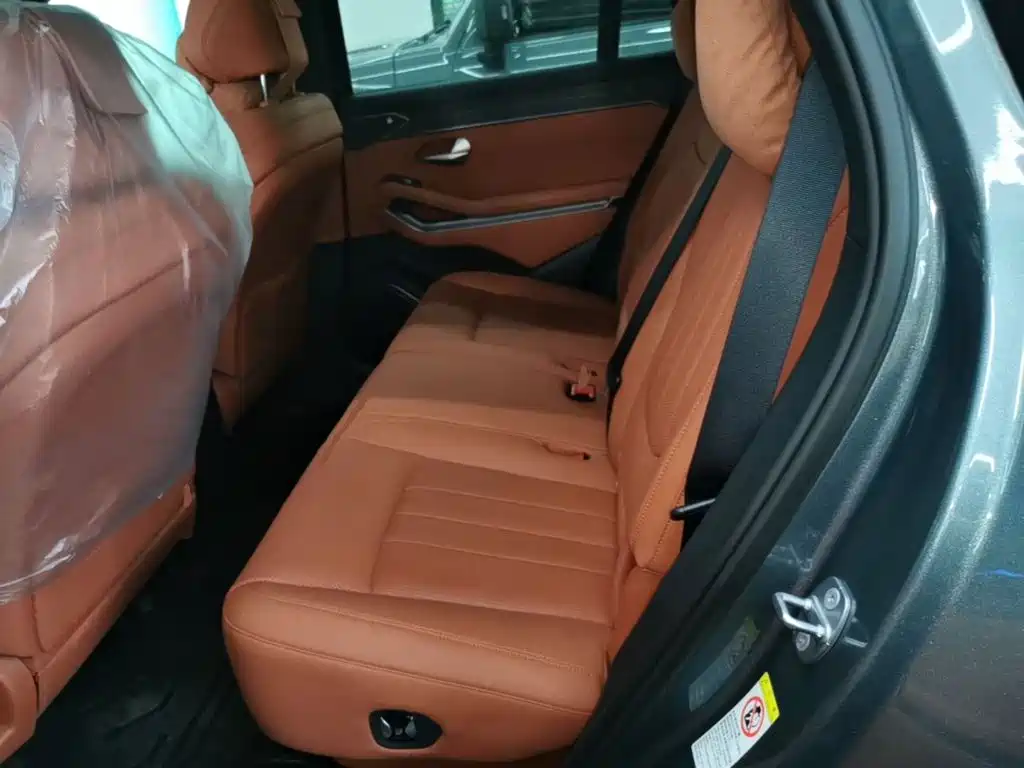 BYD Tang L — миниатюра 17