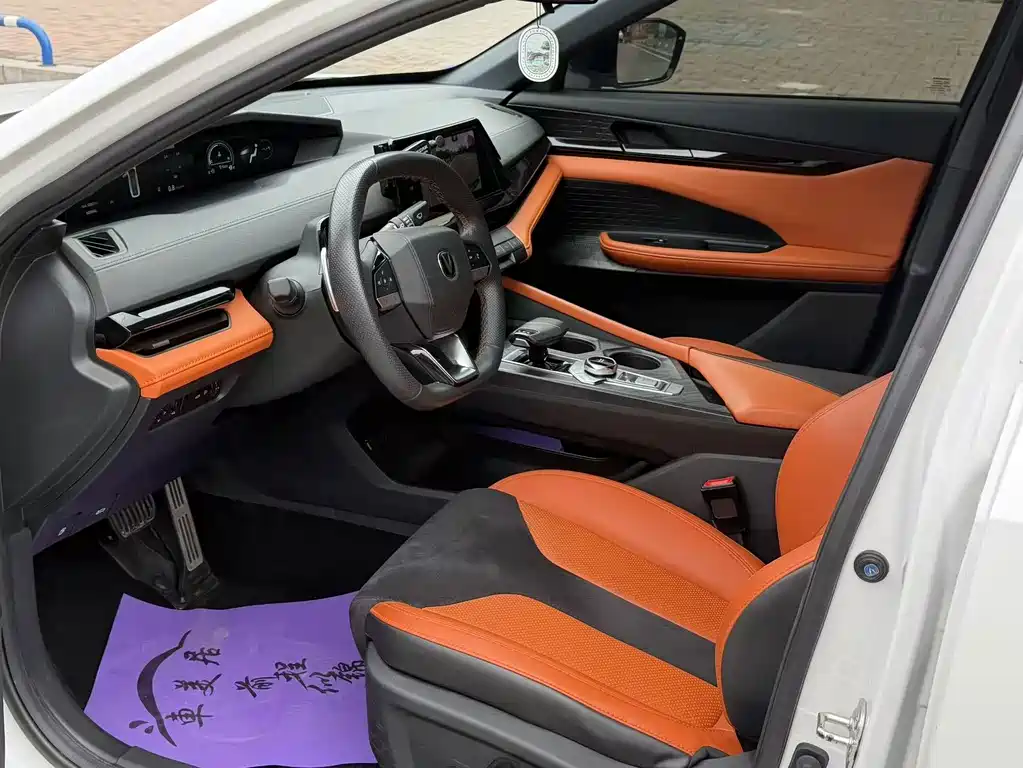 Changan UNI-V — миниатюра 7