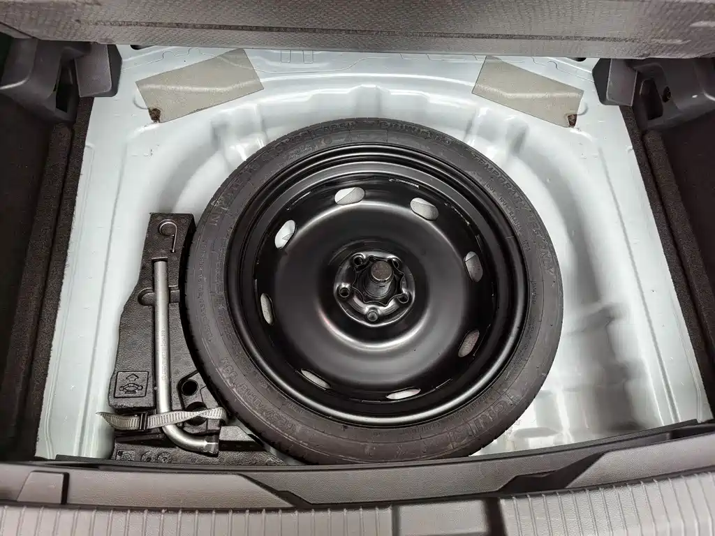 Volkswagen T-Roc — миниатюра 15