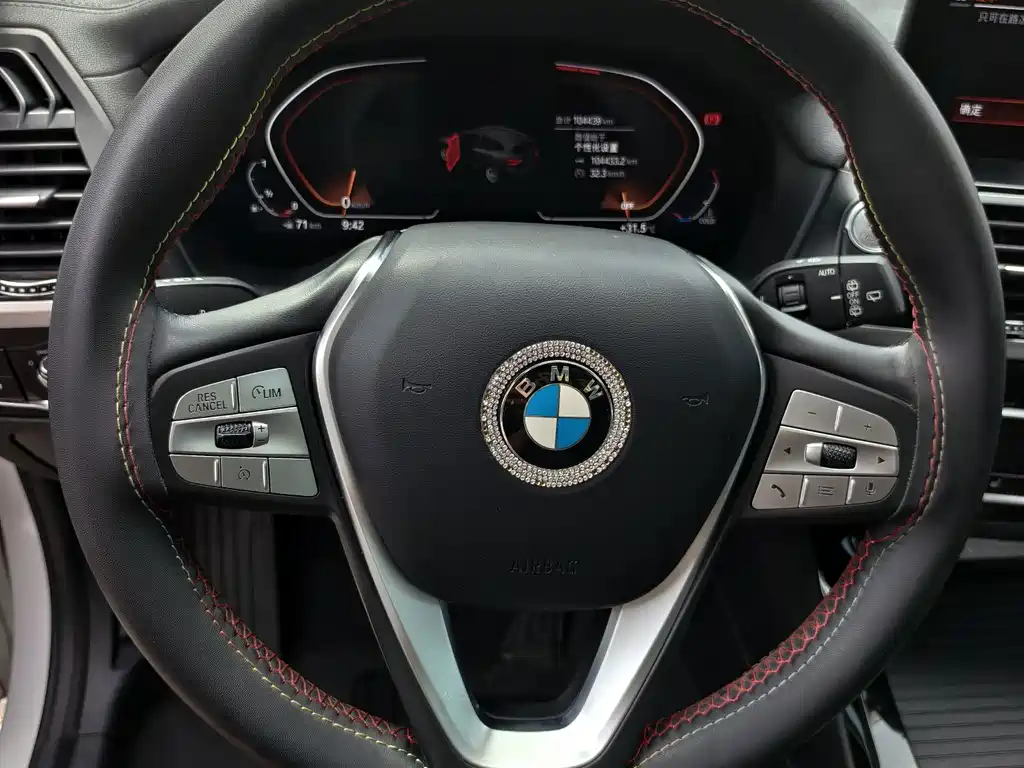 BMW X3 — миниатюра 13