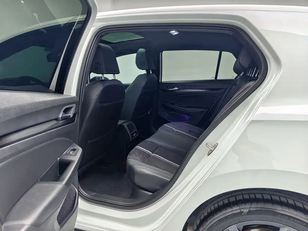 Volkswagen Golf — миниатюра 15
