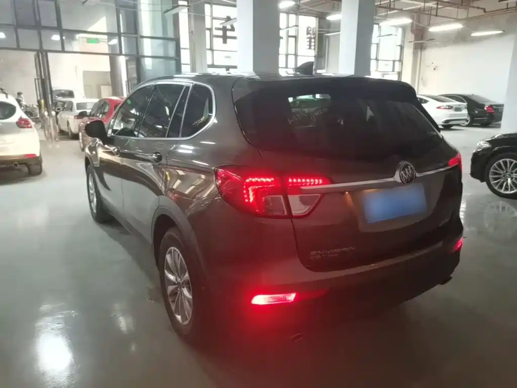 Buick Envision Plus — миниатюра 5