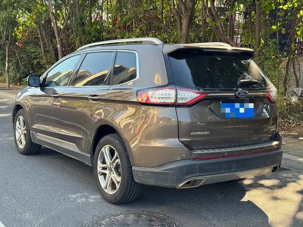 Ford Edge — миниатюра 4