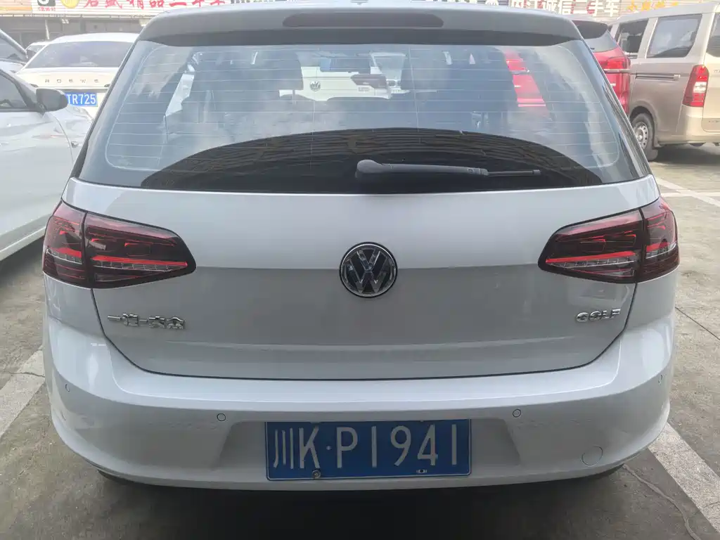 Volkswagen Golf — миниатюра 6