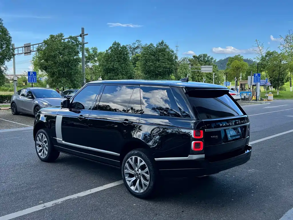 Land Rover Range Rover — миниатюра 3