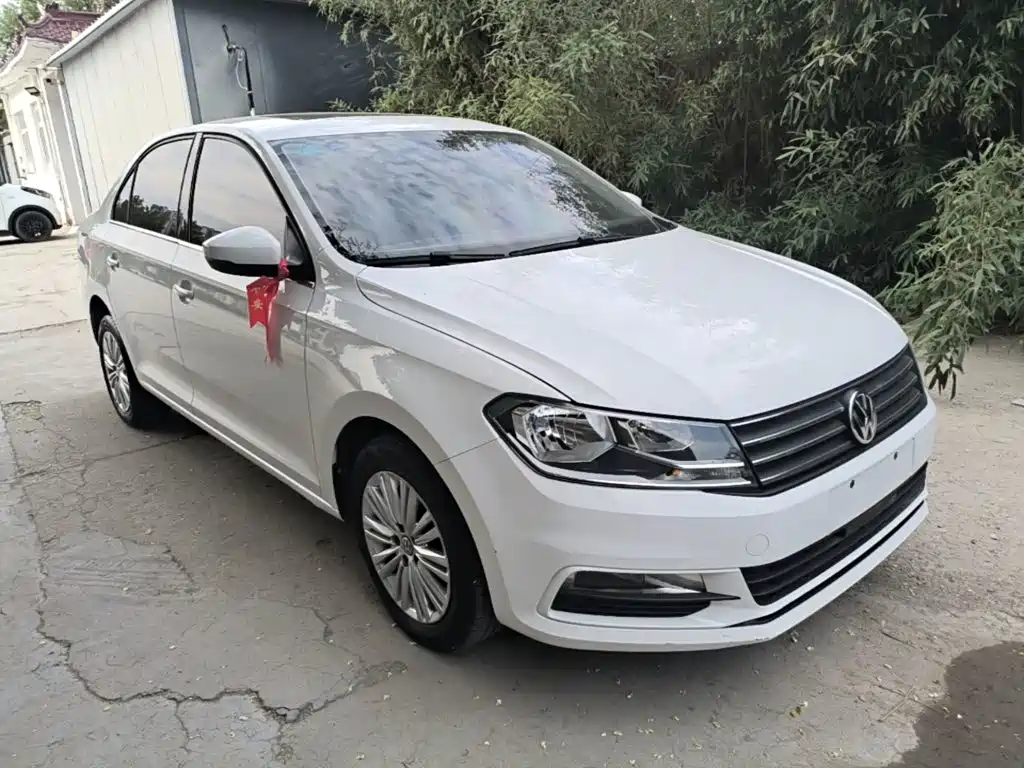 Volkswagen Santana — миниатюра 4