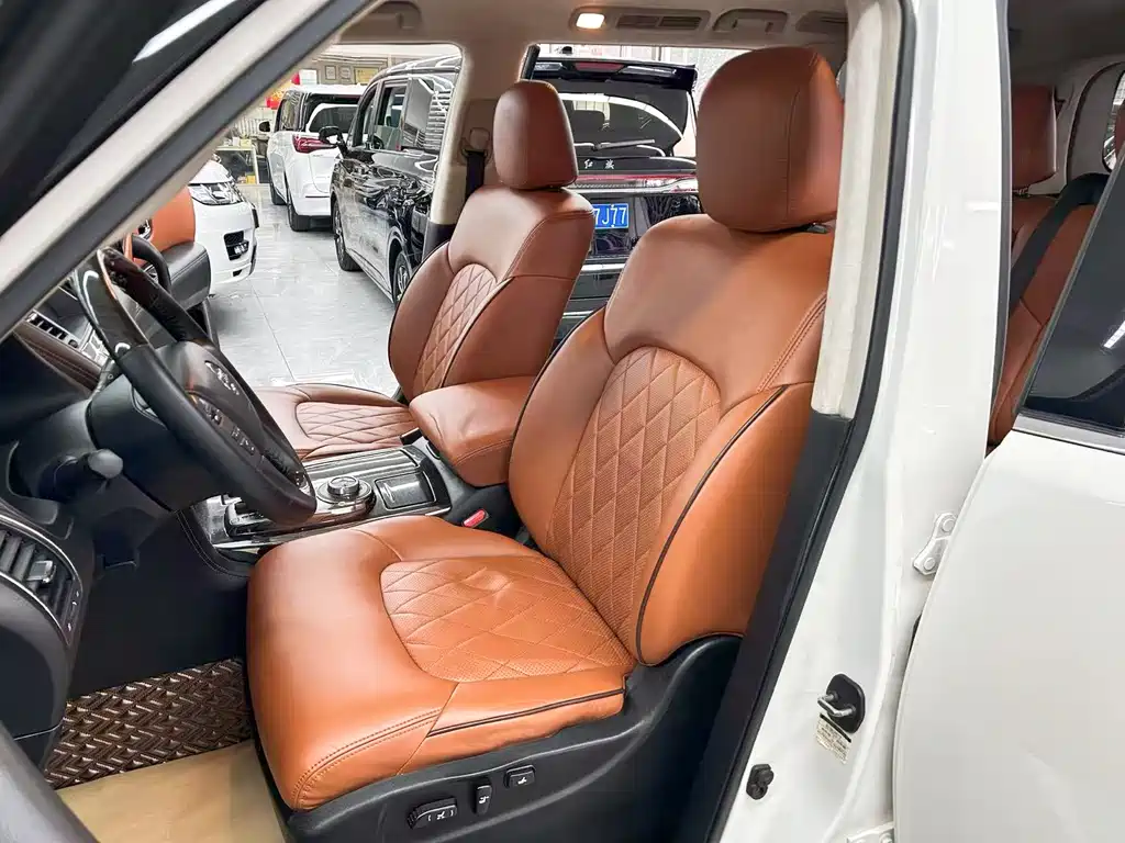 Nissan Patrol — миниатюра 14