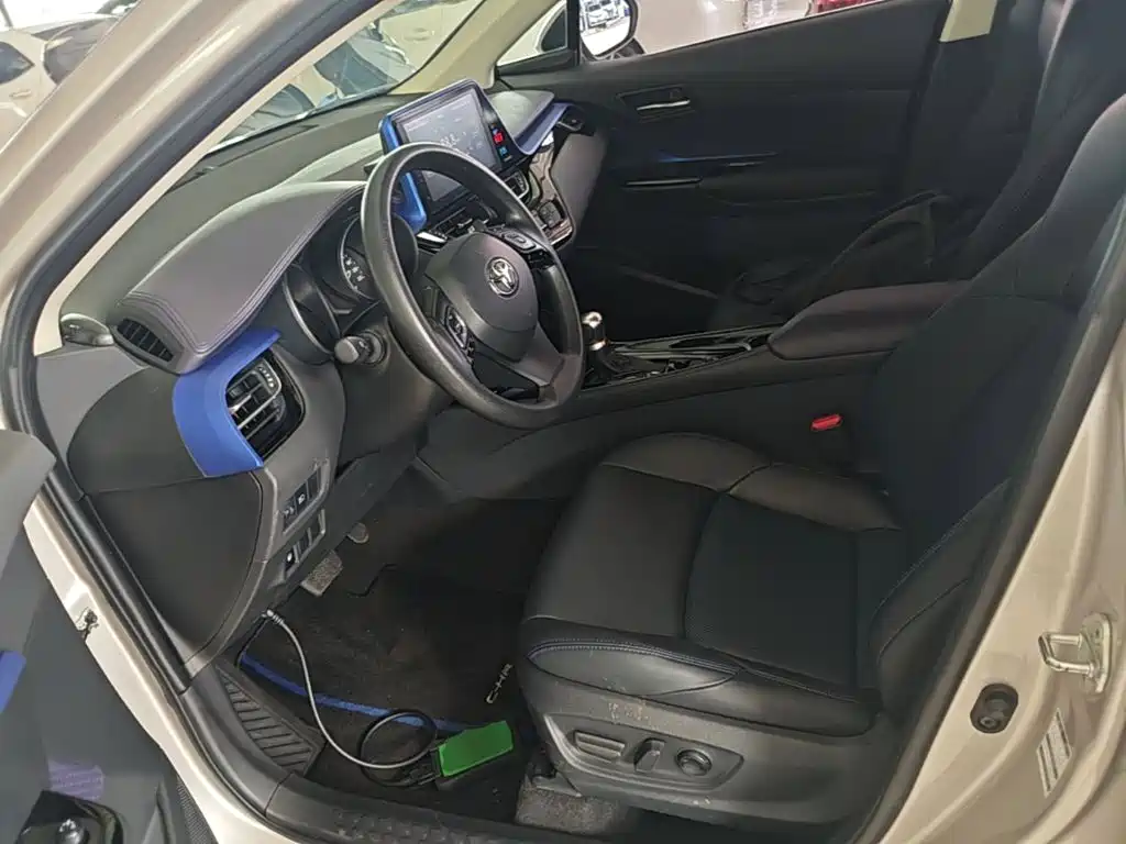 Toyota C-HR — миниатюра 15