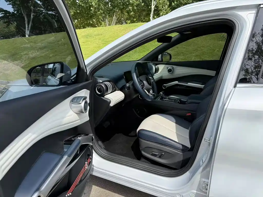 BYD Yuan Plus — миниатюра 16