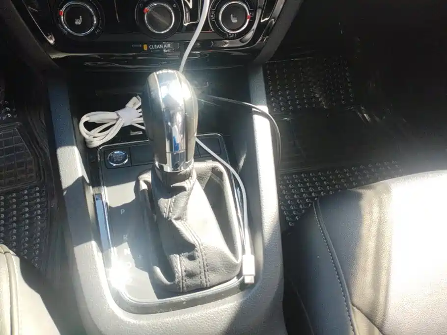 Volkswagen Sagitar — миниатюра 16