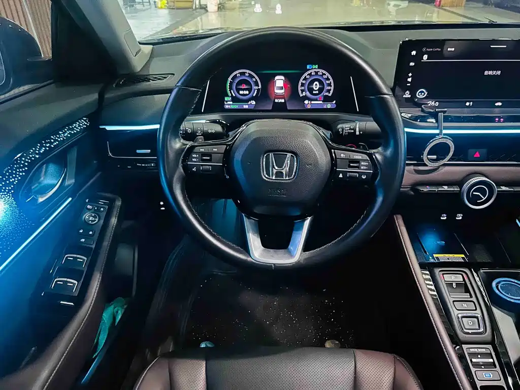 Honda Inspire PHEV — миниатюра 14