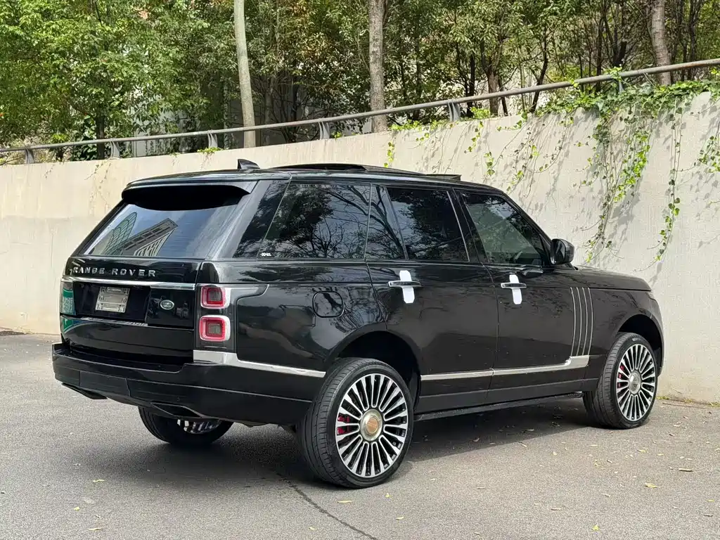 Land Rover Range Rover — миниатюра 9