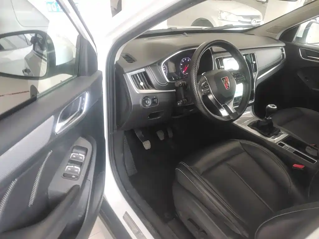 Roewe RX5 — миниатюра 16