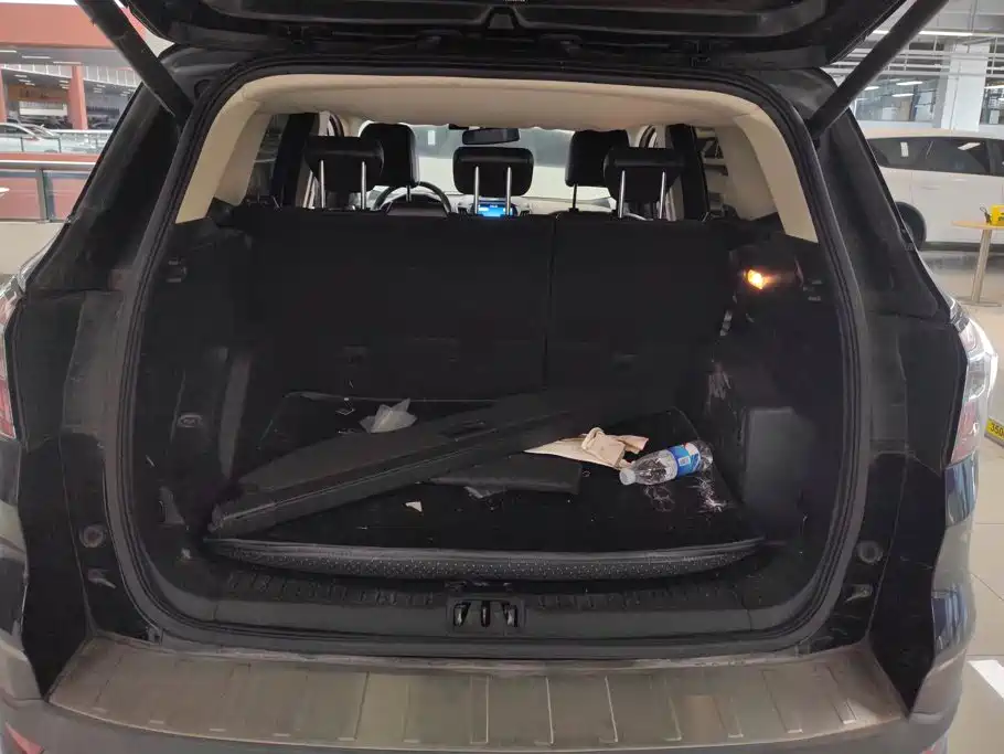 Ford Kuga — миниатюра 4