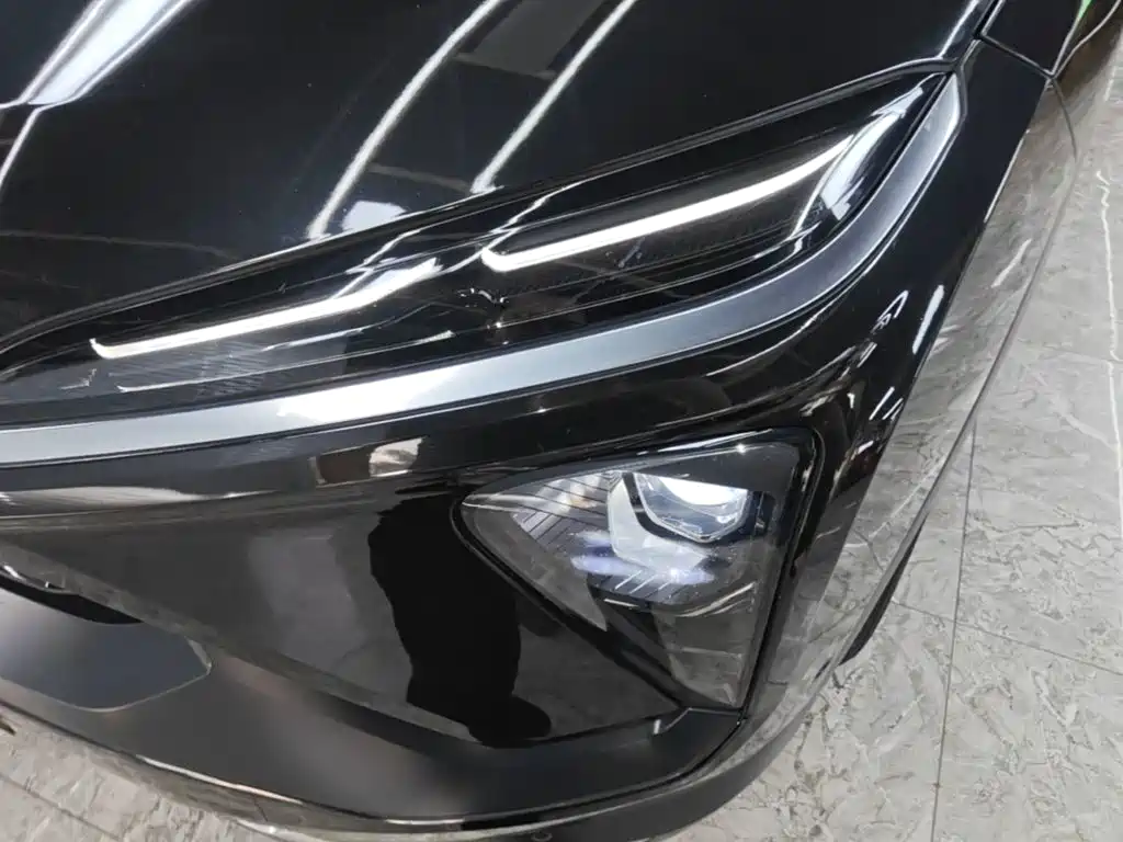 NIO ES6 — миниатюра 24
