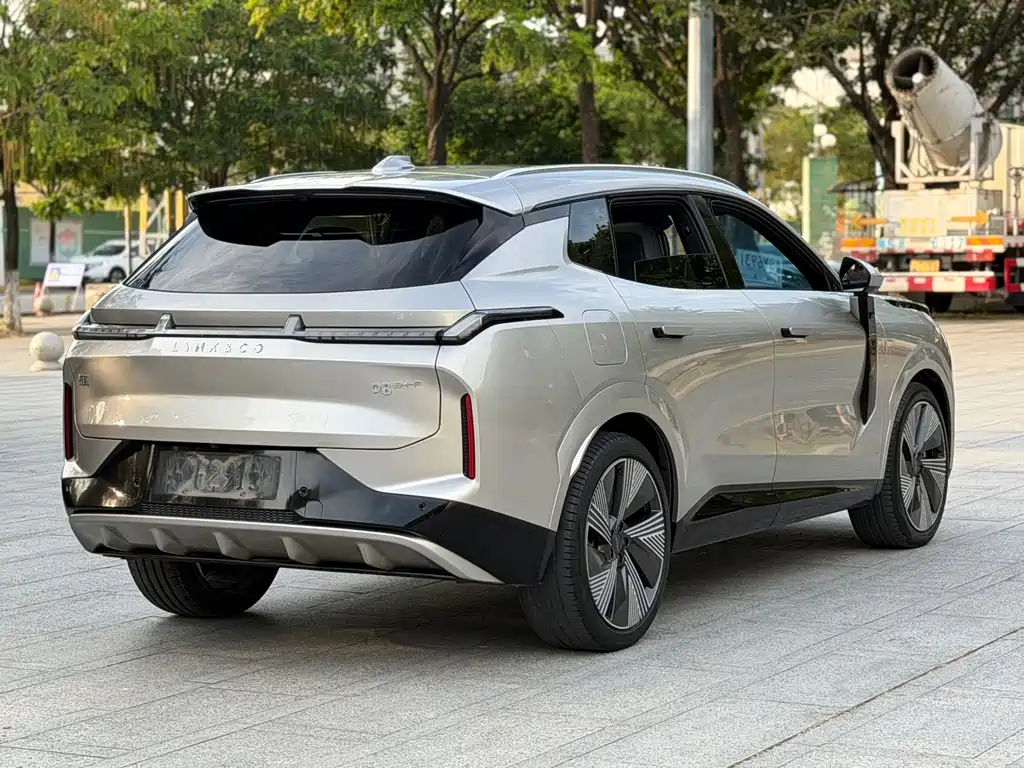 Lynk & Co 08 EM-P — миниатюра 4